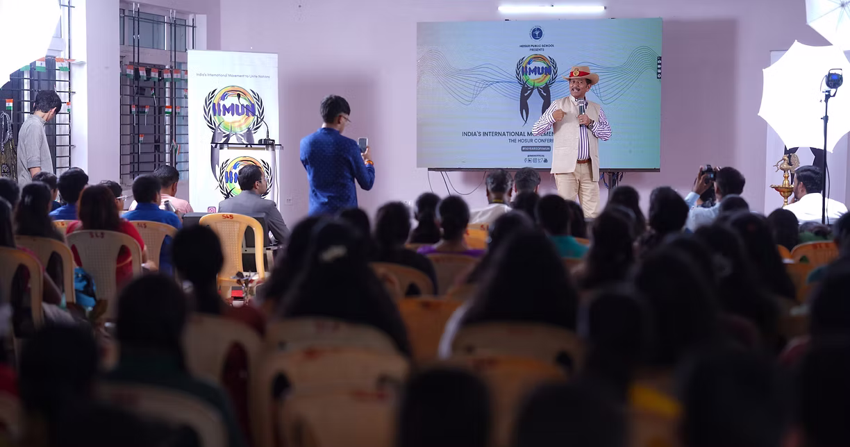 An I.I.M.U.N. youth leadership conference